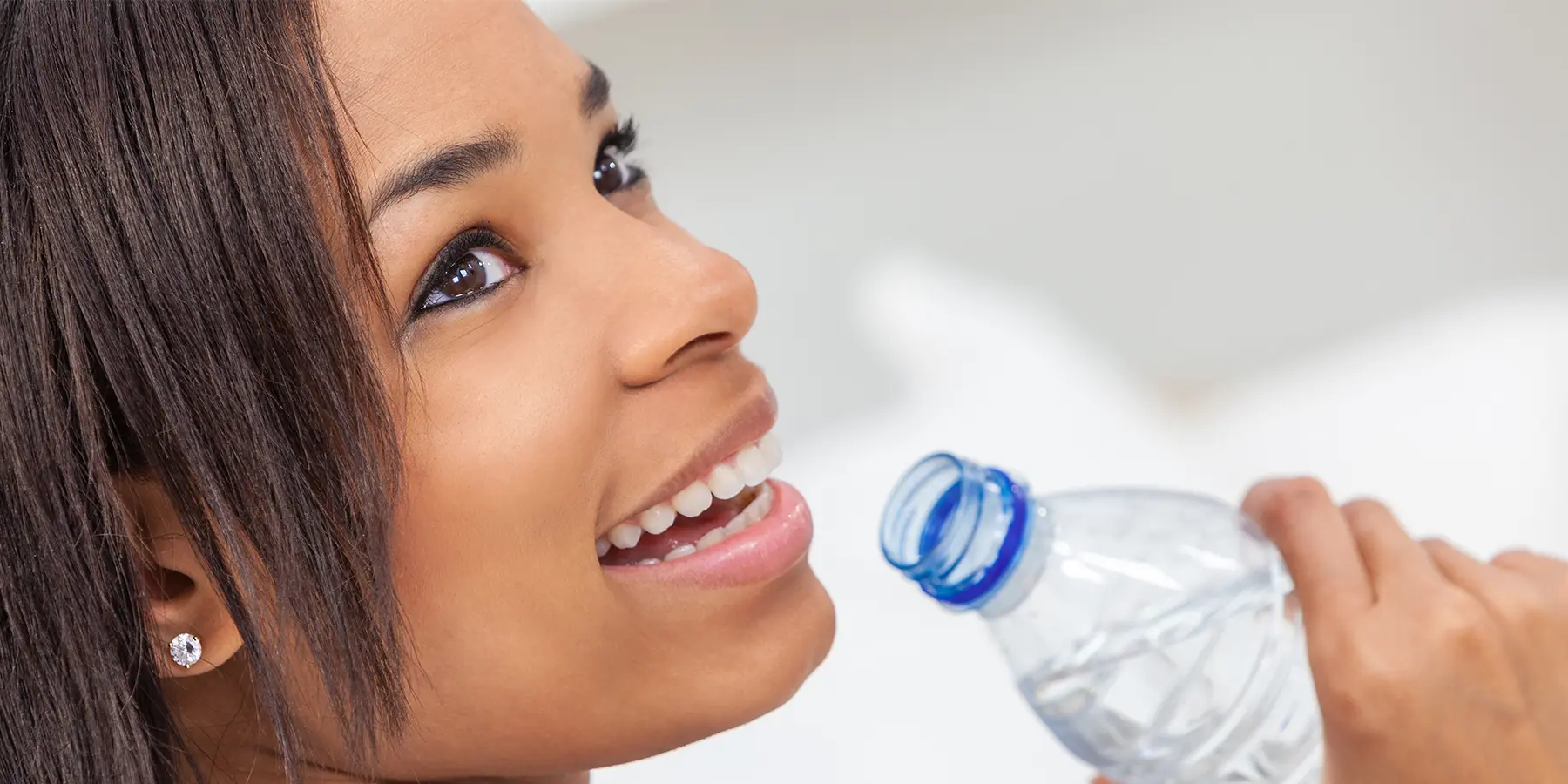 How to Rehydrate Teeth After Whitening for Comfort and Lasting Results