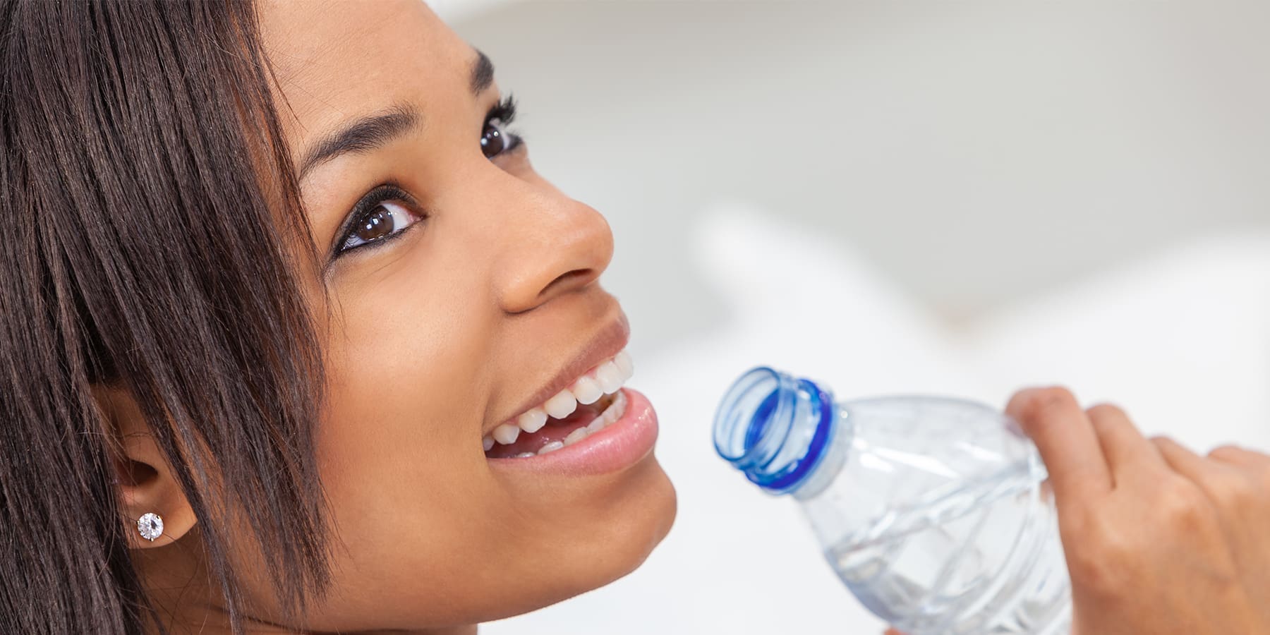 How to Rehydrate Teeth After Whitening for Comfort and Lasting Results